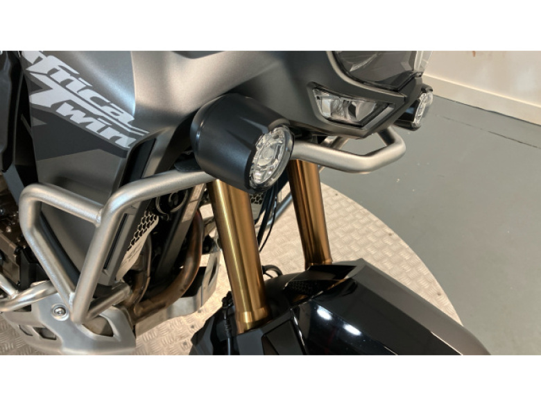 25MY Honda Africa Twin CRF1100 Adventure Sports Electric Suspension DCT Automatic